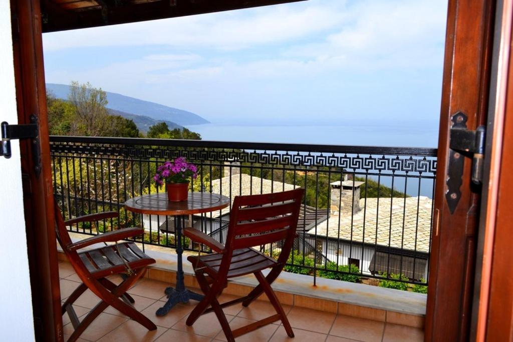 Hotel Aglaida Apartments Tsagkarada Eksteriør billede