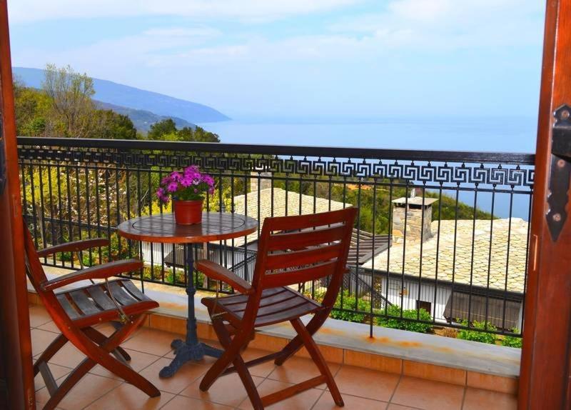 Hotel Aglaida Apartments Tsagkarada Eksteriør billede
